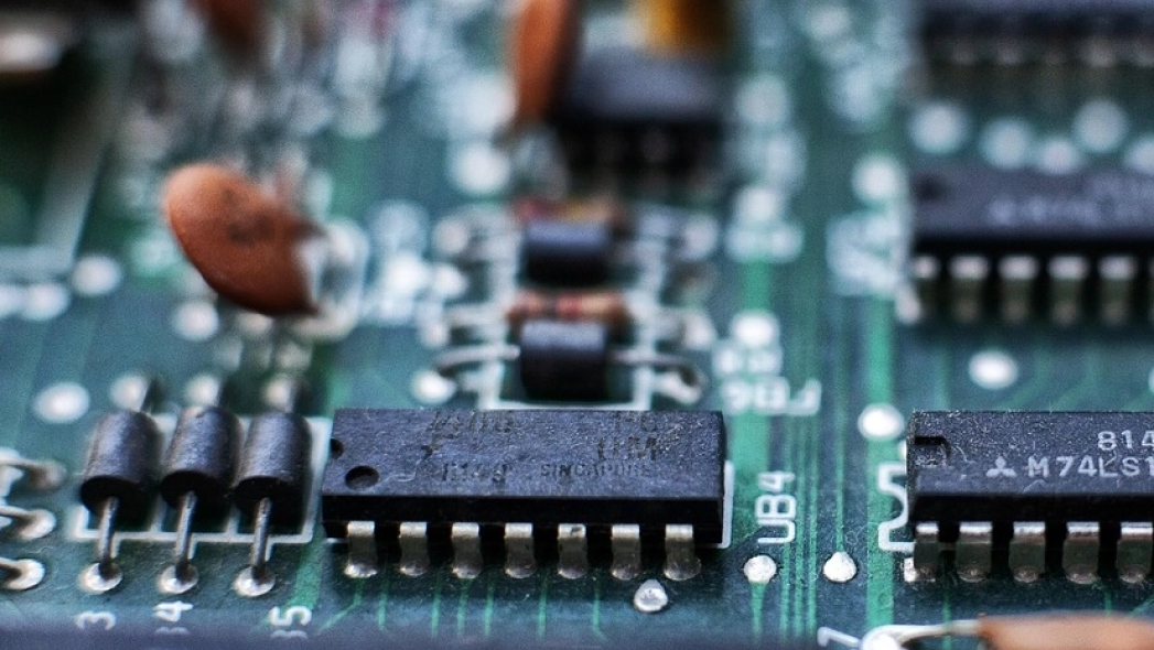 Ultra-precise micro magnetic gear pump for semiconductor cooling and contamination-free fluid control systems